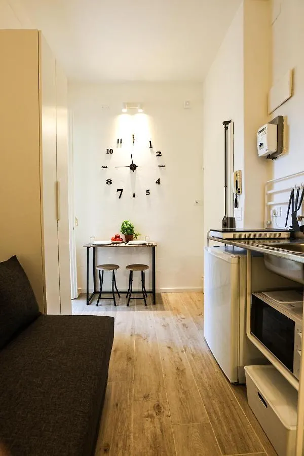 Apartament Raffaello Studio Flat Florencja