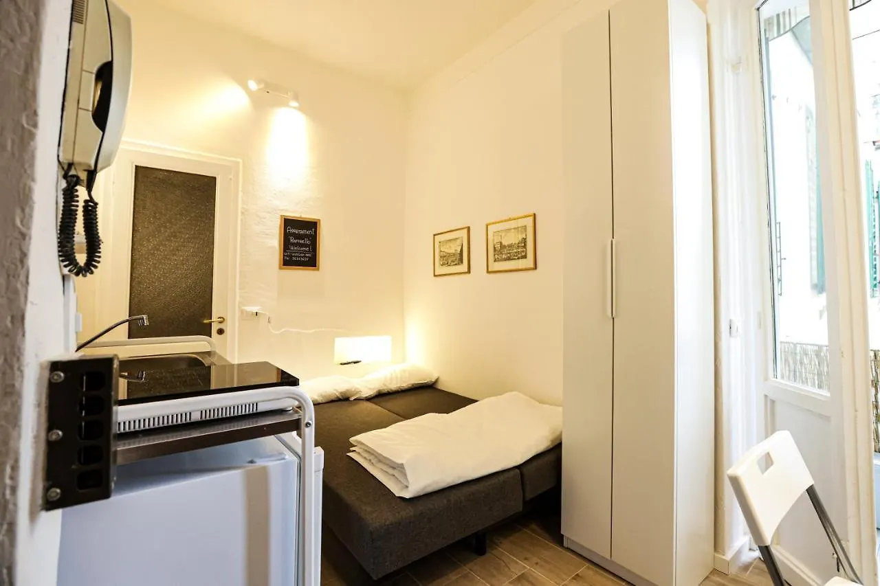 Apartament Raffaello Studio Flat Florencja