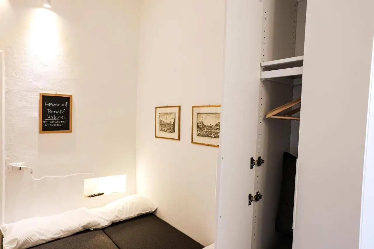 Raffaello Studio Flat Apartment Florence